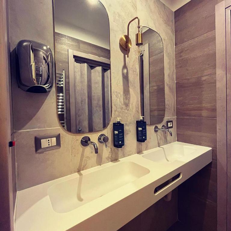 Smart Rooms Naples - Quadruple Room with Private External Bathroom - 16