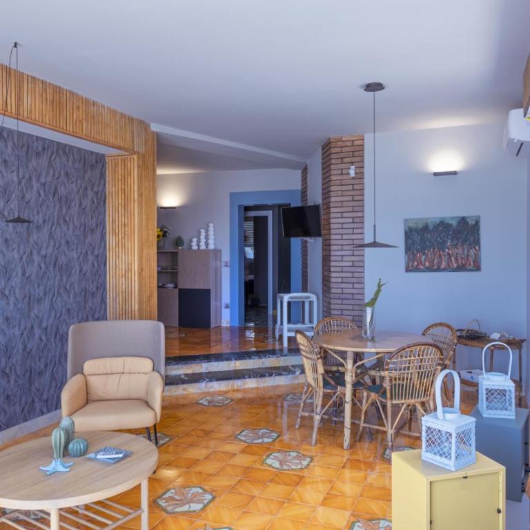 Villa Seahorse, Fontane Bianche, Siracusa, BEACHFRONT, great wifi, beautiful garden - Villa con 3 Camere da Letto - 10