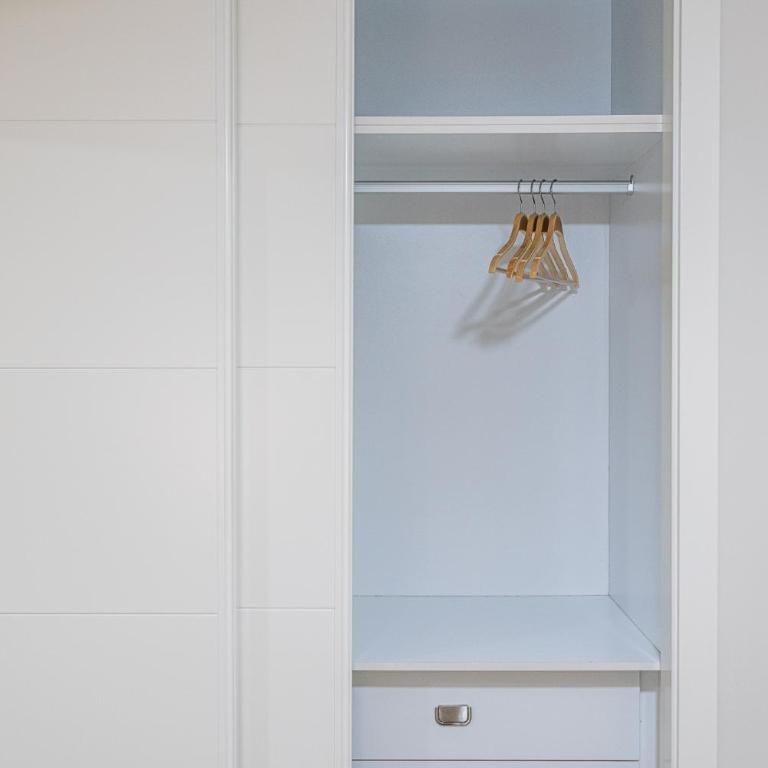Moderno Alojamiento Familiar Centro Granada - Two-Bedroom Apartment - 12