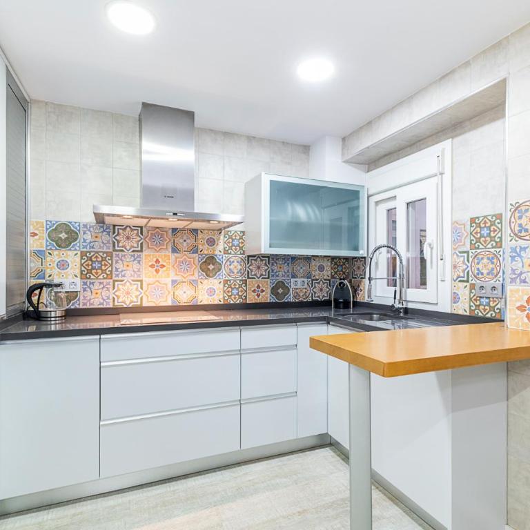 Moderno Alojamiento Familiar Centro Granada - Two-Bedroom Apartment - 41