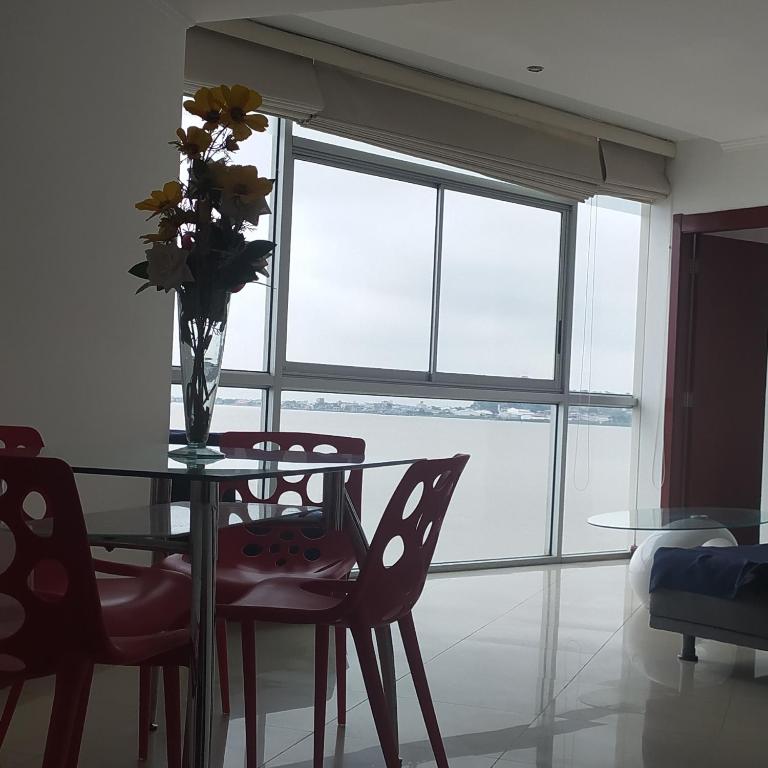Ecusuites Resort Riverfront Family Dept Santa Ana Gye - Two-Bedroom Apartment - 4