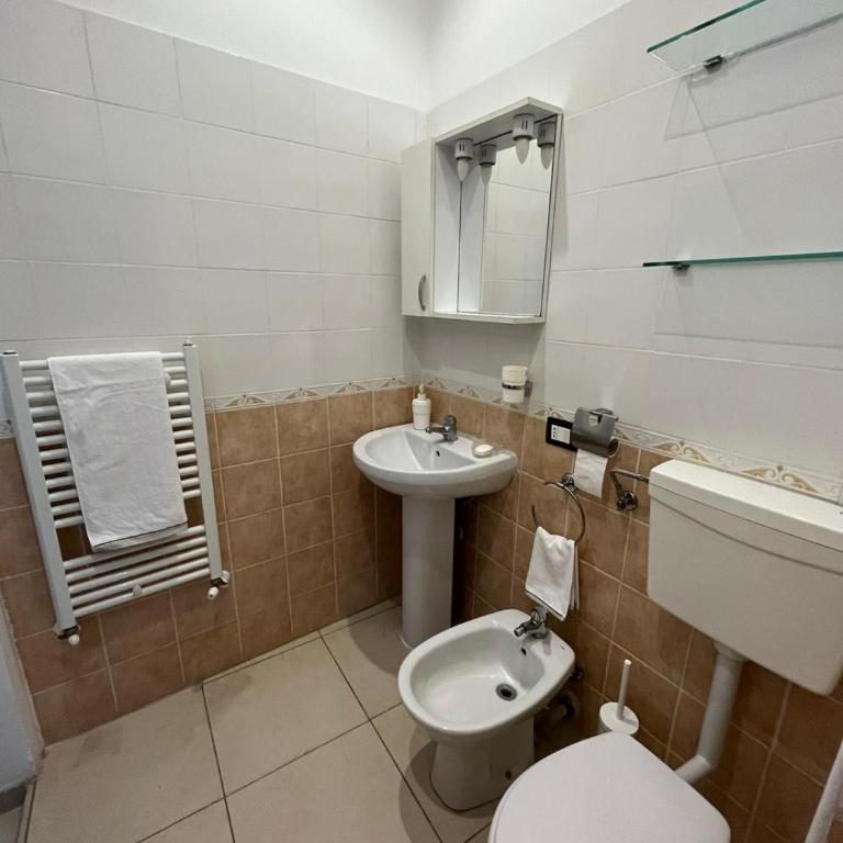Terrazza famà - Two-Bedroom House - 11