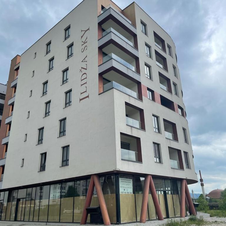Sky&River Apartment Sarajevo - Apartman sa 3 Spavaće Sobe - 1
