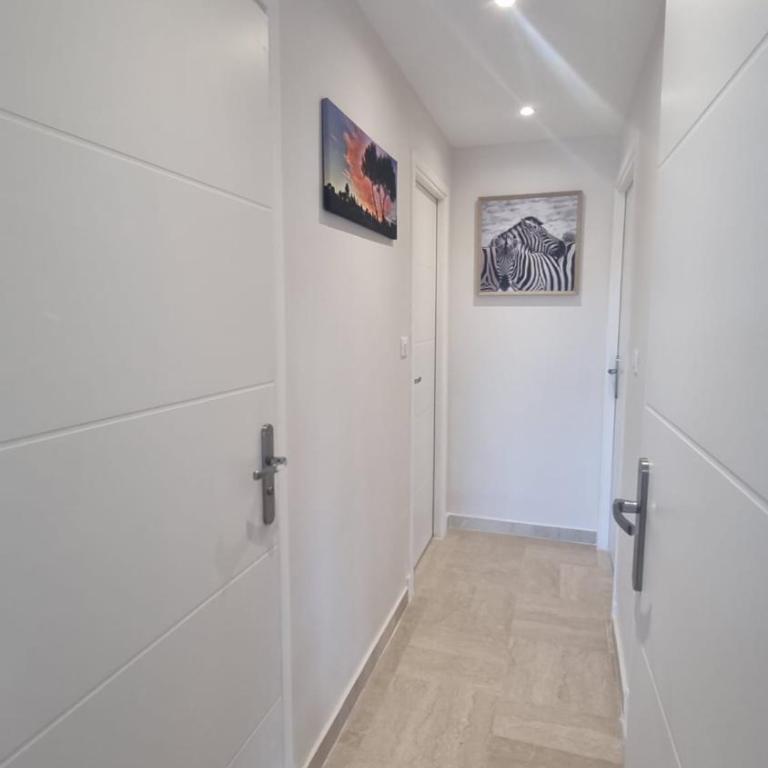 LUXURY APPARTEMENT Vue MER PANORAMIQUE - Appartement - Vue sur Mer - 37