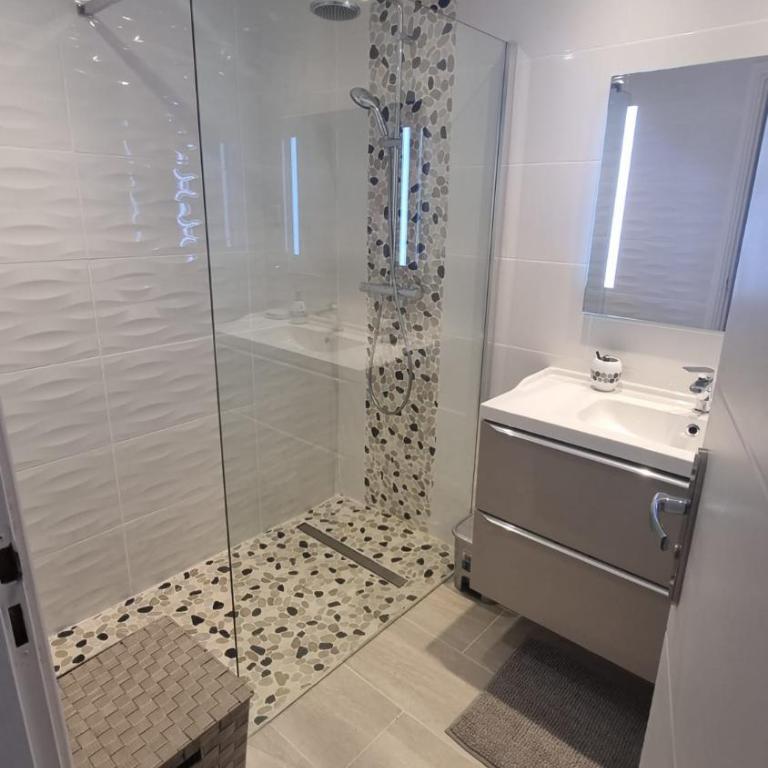 LUXURY APPARTEMENT Vue MER PANORAMIQUE - Appartement - Vue sur Mer - 43