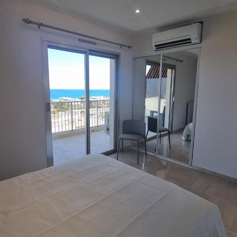 LUXURY APPARTEMENT Vue MER PANORAMIQUE - Appartement - Vue sur Mer - 39