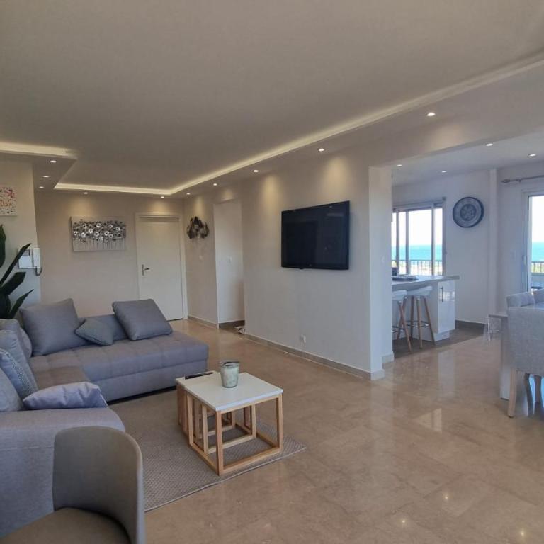 LUXURY APPARTEMENT Vue MER PANORAMIQUE - Appartement - Vue sur Mer - 19
