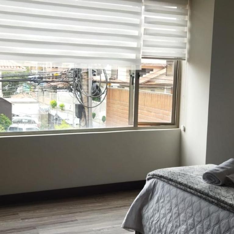Departamento en Puertas del Sol, uno de los mejores sectores de Cuenca - Apartamento de 2 dormitorios - 6