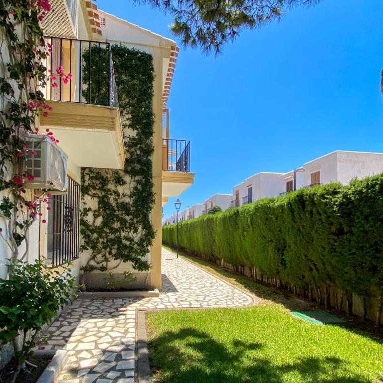 Lovely 1- bedroom rental with pool, close to the beach - Apartamento de 1 dormitorio - 11
