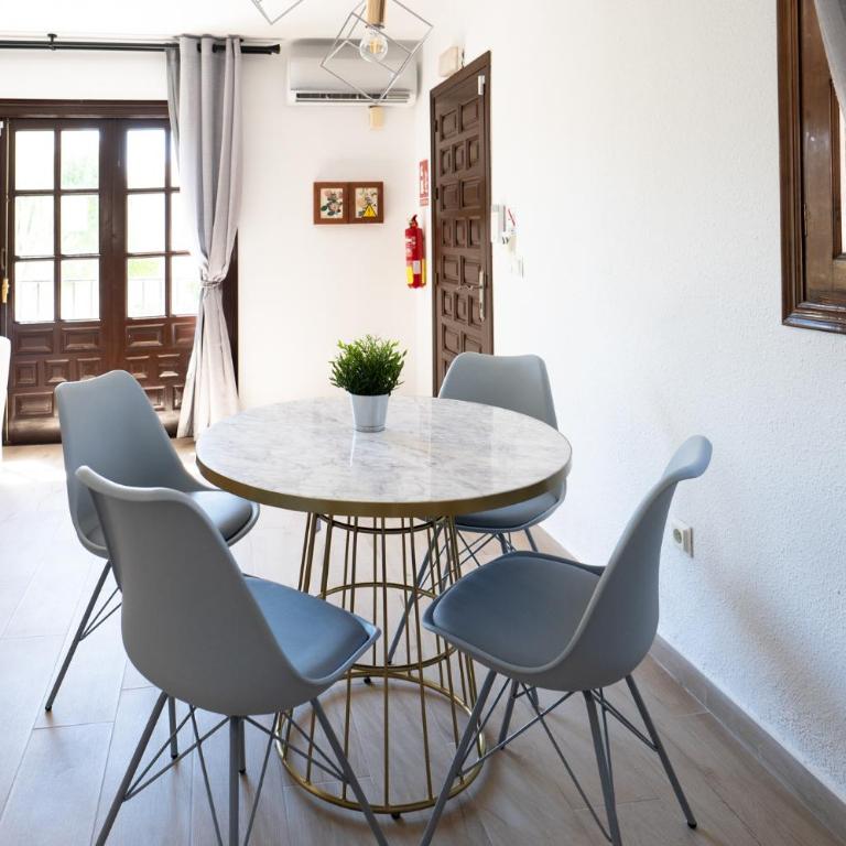 Lovely 1- bedroom rental with pool, close to the beach - Apartamento de 1 dormitorio - 17