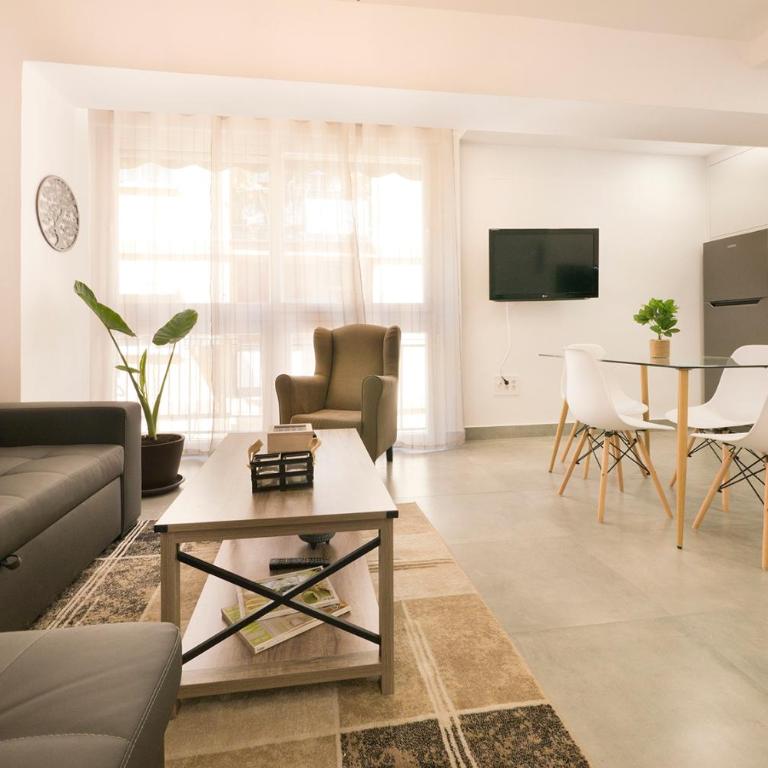 Apartamento Ribera del Genil Centro - Three-Bedroom Apartment - 8
