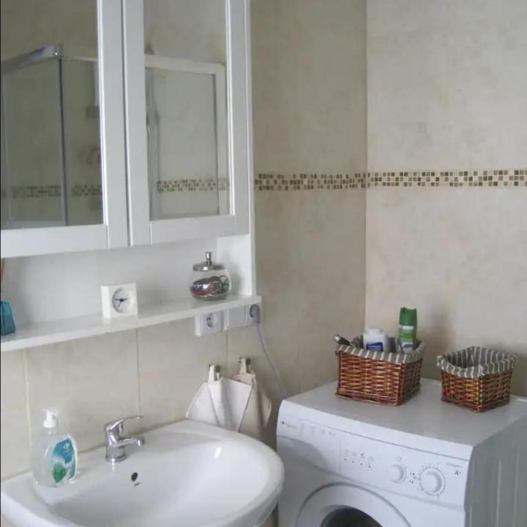 Apartamento, dos dormitorios, tipo ático cerca del centro - Apartamento de 2 dormitorios - 9