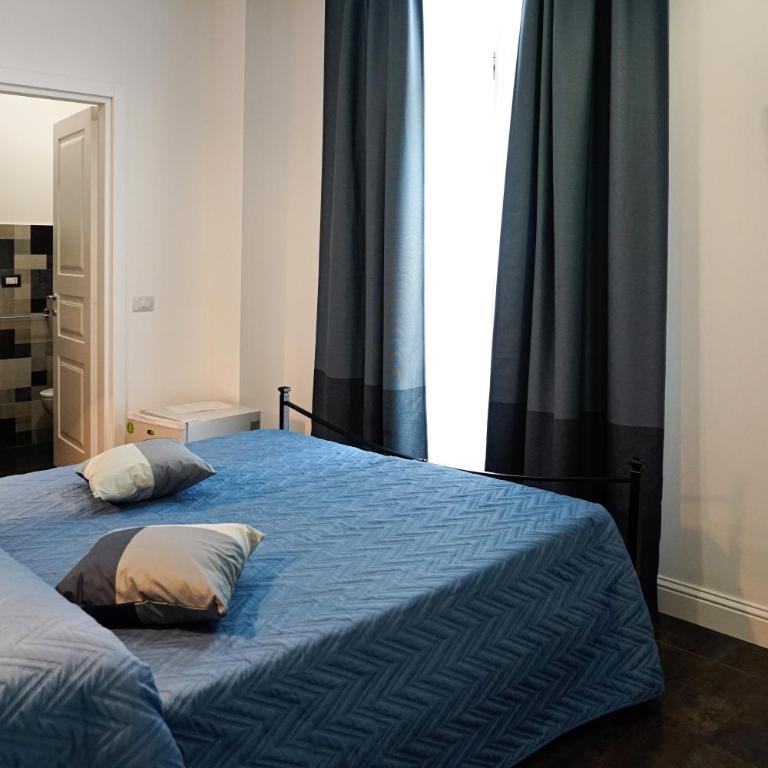 B&B Giardino Bellini-centro - Deluxe Double Room with Balcony - 30