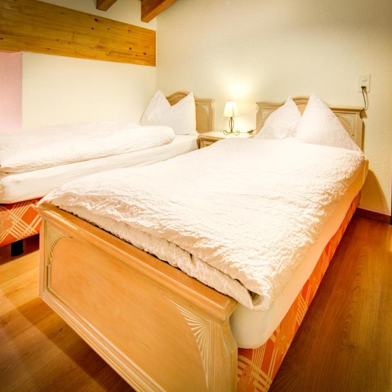 Patricia self-check-in Apartments & Spa Access at Alpen Resort - Penthouse mit 3 Schlafzimmern und Matterhornblick - 2