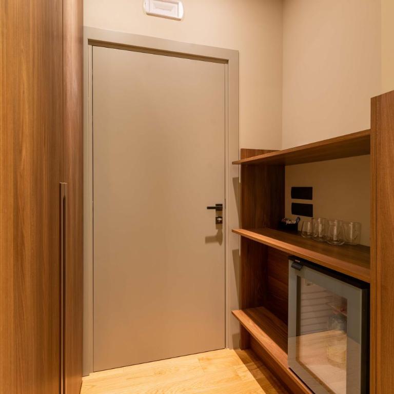 ELICAL Exclusive Private Suites - Camera Quadrupla Deluxe - 33