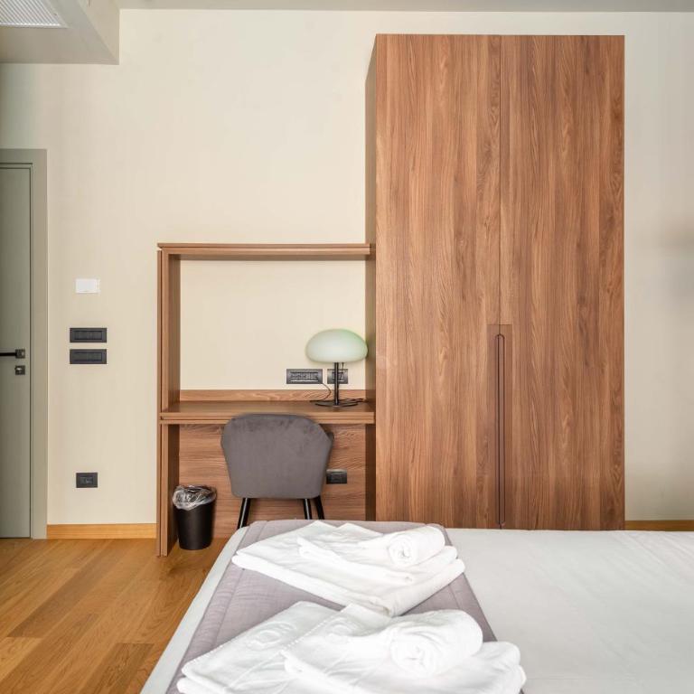 ELICAL Exclusive Private Suites - Camera Quadrupla Deluxe - 19