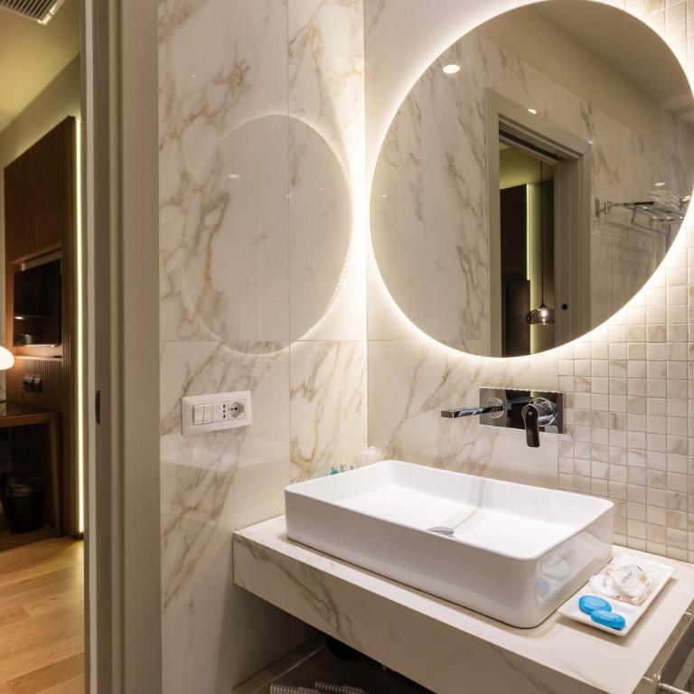 ELICAL Exclusive Private Suites - Camera Matrimoniale Deluxe - 10