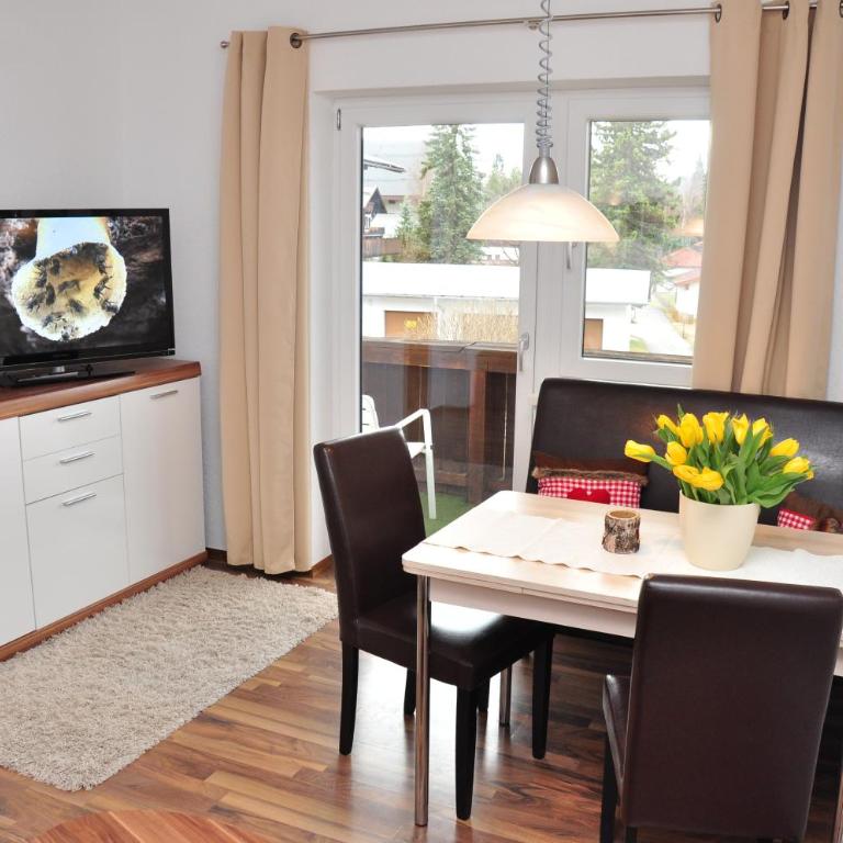 Appartment Haus Birgit - Apartment mit 1 Schlafzimmer, Balkon und Bergblick - 4