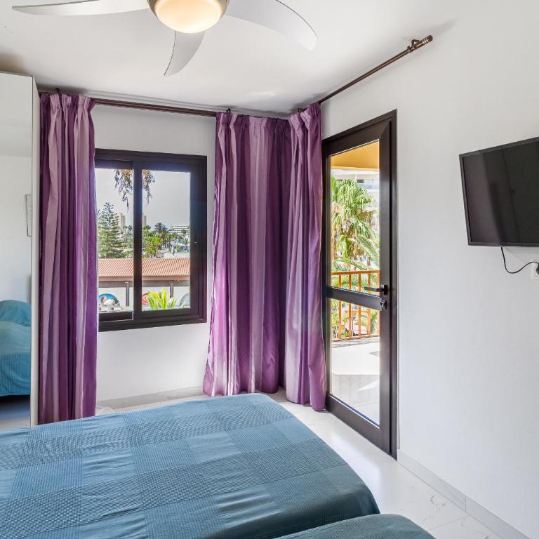 Amazing 3 bedroom apartment on the first line of the best Las Americas beach, air conditioner and terrace ocean view - Apartamento de 3 dormitorios - 13