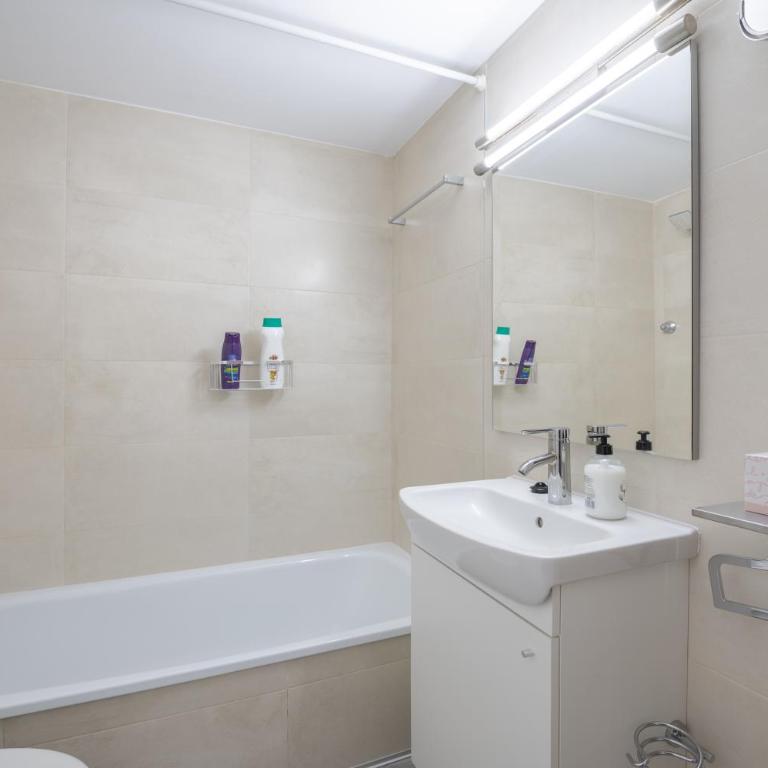 Apartamento al lado de la Romareda - Apartamento con terraza - 15