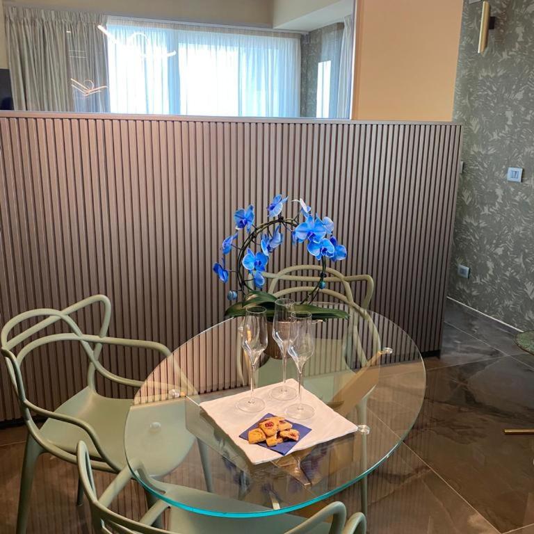 Hotel Arizona - King Suite with Sea View - 5