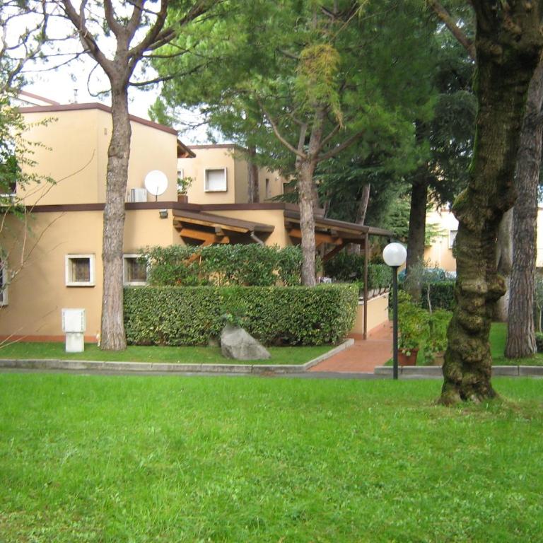 Residence La Madonnina - Appartamento B29 con 1 Camera da Letto, Balcone e Vista Lago - 17