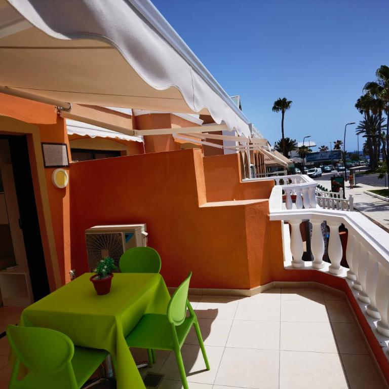 Tenerife Royal Gardens - Las Vistas TRG - Viviendas Vacacionales - Holiday Home with Terrace and Lateral Sea View - 14
