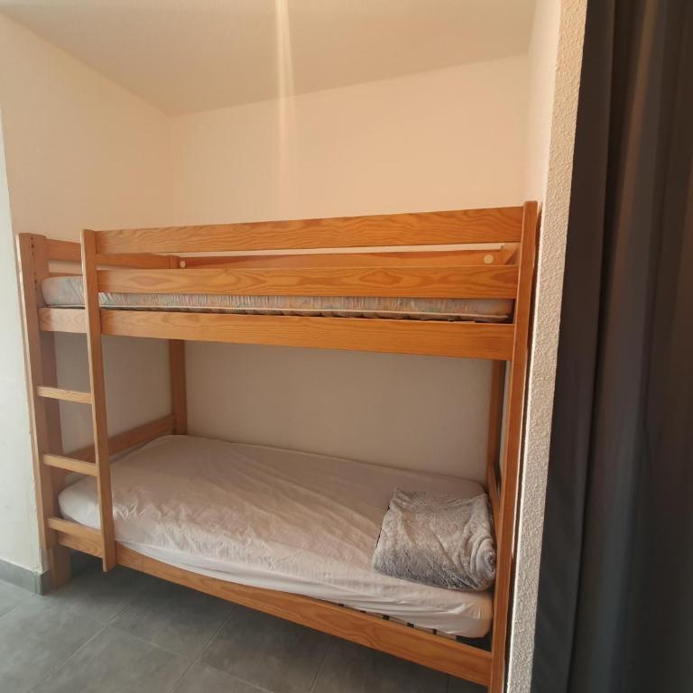 Studio cabine à Sète avec climatisation et parking, proche canal - FR-1-338-398 - Studio - 6