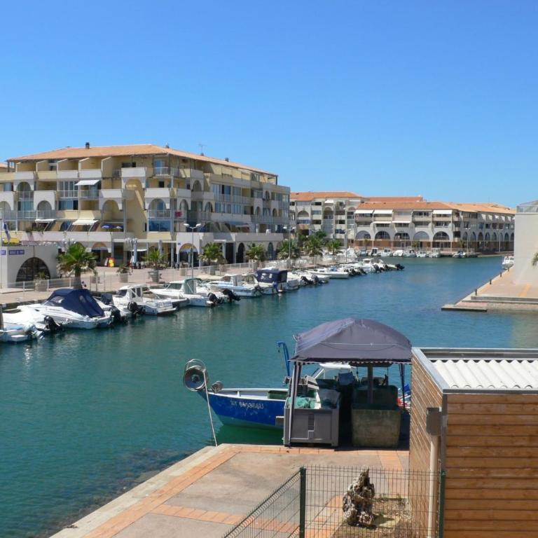 Studio cabine à Sète avec climatisation et parking, proche canal - FR-1-338-398 - Studio - 12