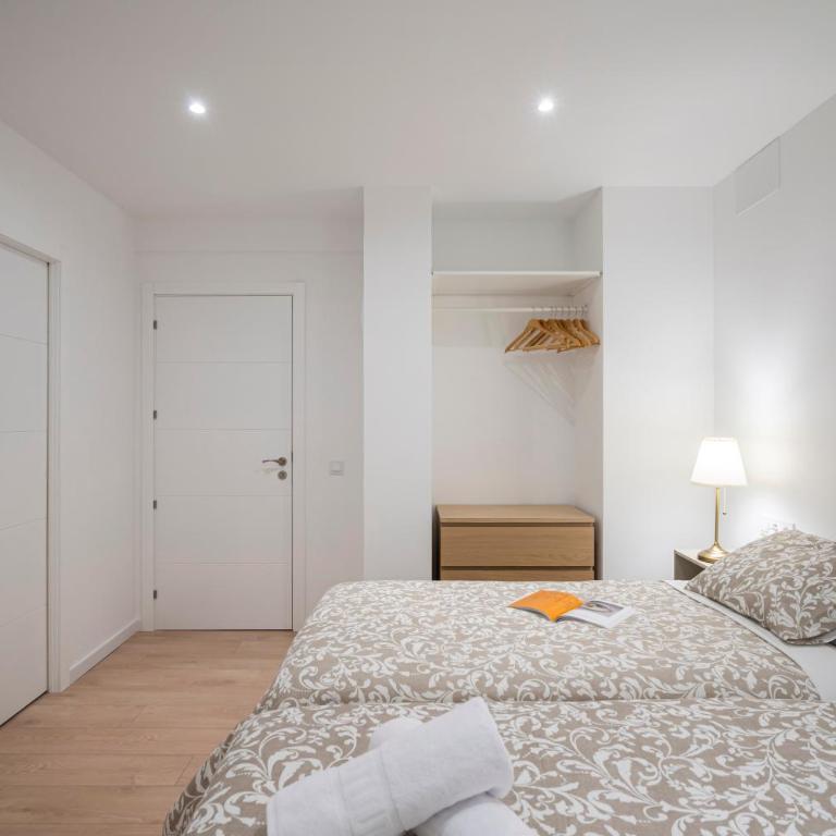 Room Plaza España - Twin Room - 5