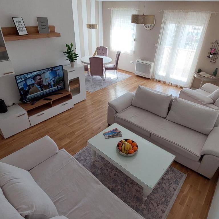 Apartment Orca Centar and free garage parking - Appartement avec Balcon - 3