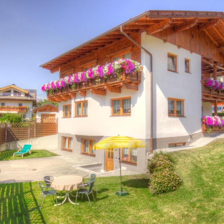 Haus Elisabeth - Doppelzimmer mit Balkon - 8