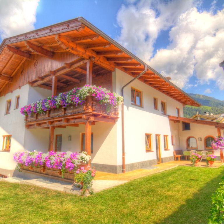 Haus Elisabeth - Doppelzimmer mit Balkon - 17