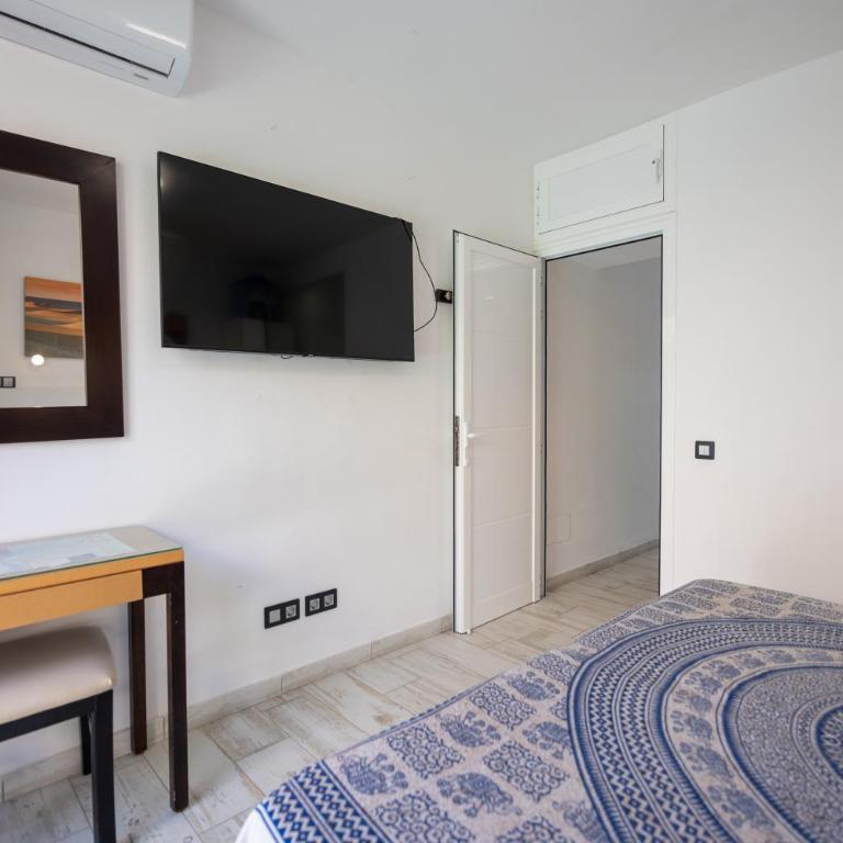 Apartamentos Playa Feliz - Apartamento con 2 dormitorios y vistas frontales al mar - 17