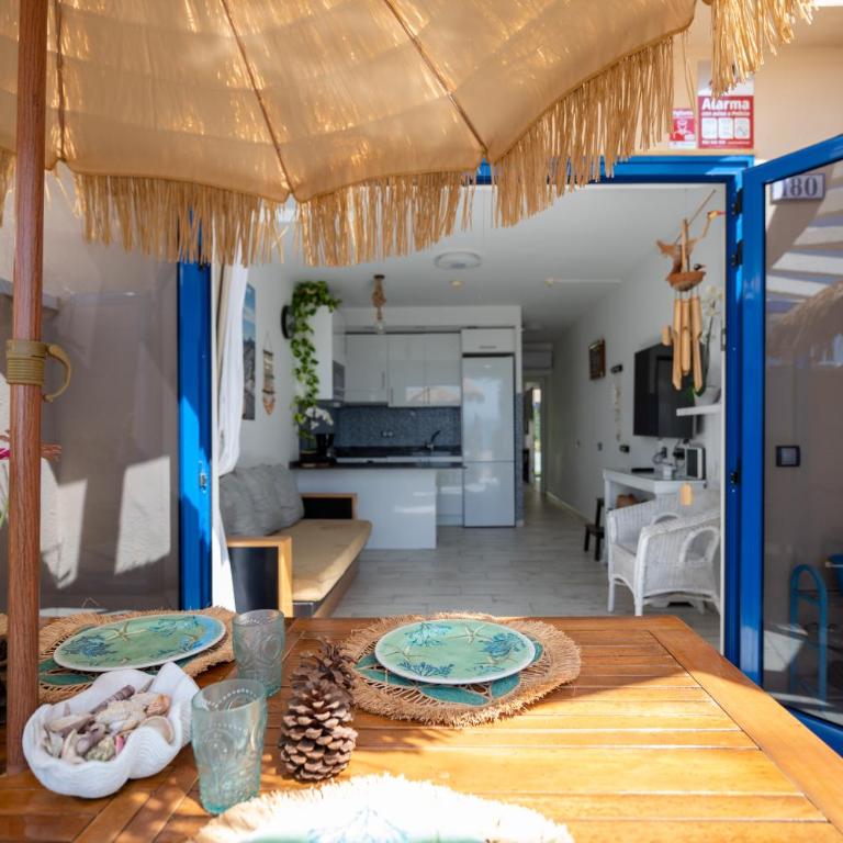 Apartamentos Playa Feliz - Apartamento con 2 dormitorios y vistas frontales al mar - 10