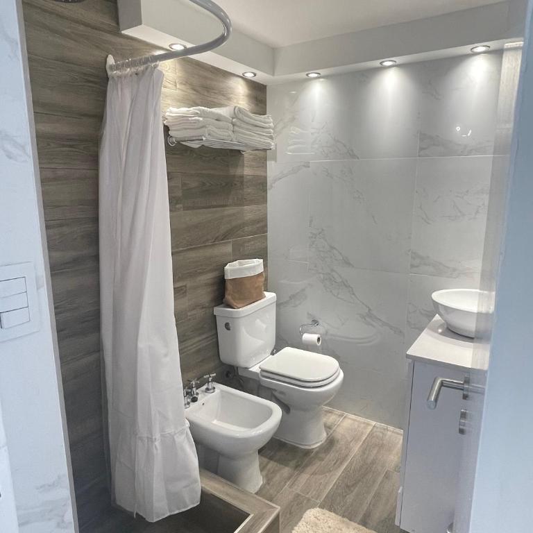 DEPARTAMENTO CENTRICO CON COCHERA - CORDOBA Argentina- - Apartamento de 2 dormitorios - 25