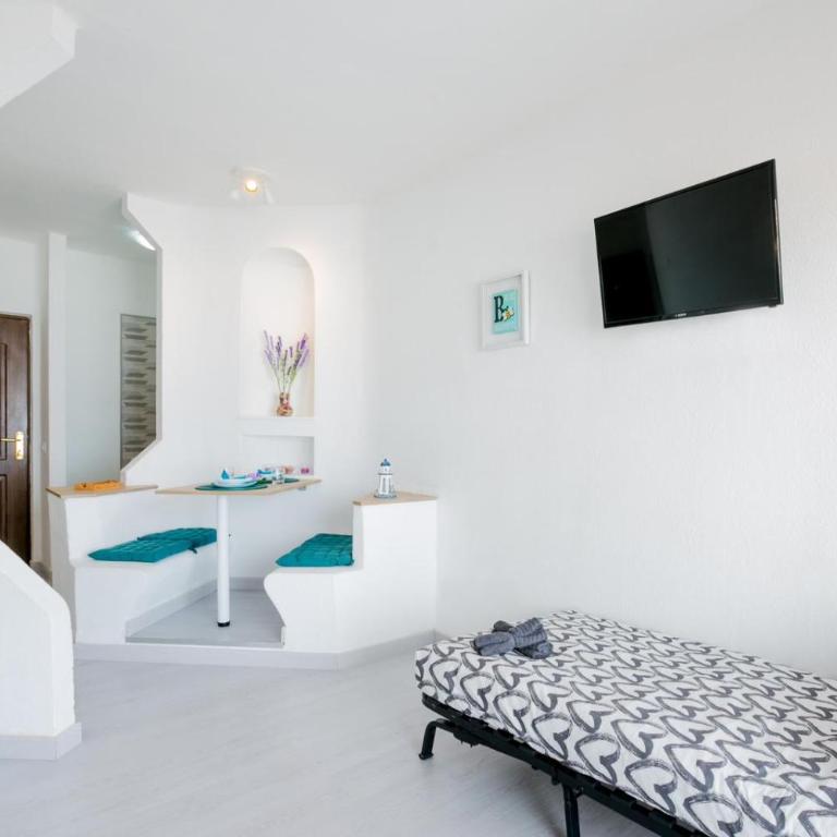 Holiday Studio With A View - Apartamento Estudio - 13