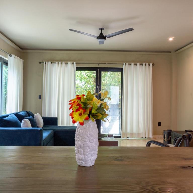 Lotus 2 One Block to Mamitas Beach Club - Apartamento de 2 dormitorios - 11