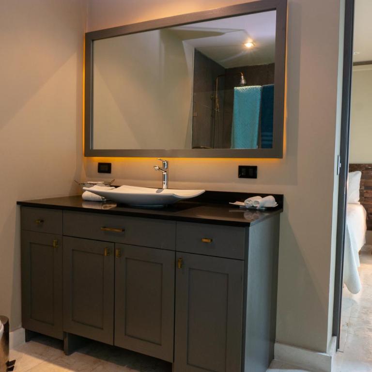 Lotus 2 One Block to Mamitas Beach Club - Apartamento de 2 dormitorios - 26
