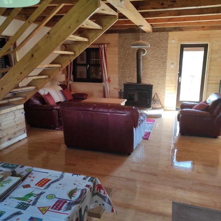 Mountain Soul Rest - Three-Bedroom House - 9