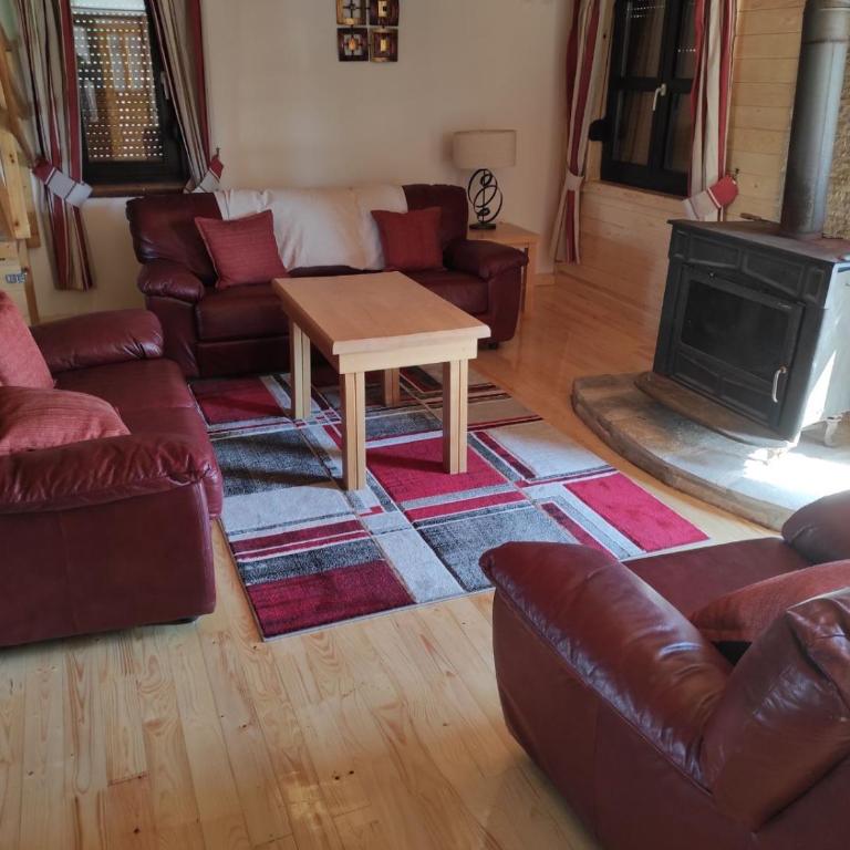 Mountain Soul Rest - Three-Bedroom House - 10