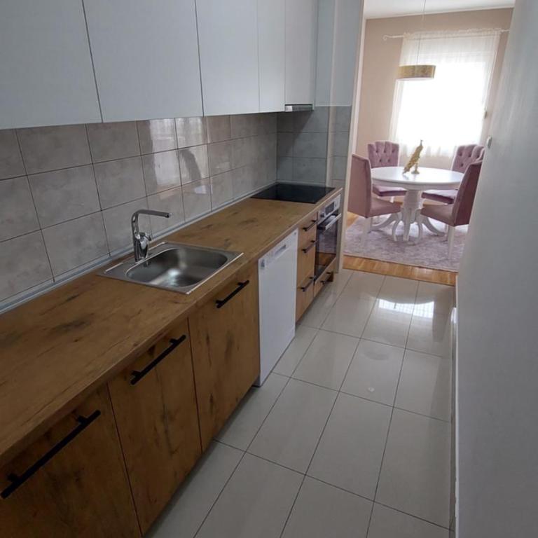 Apartment Orca Centar and free garage parking - Appartement - 12