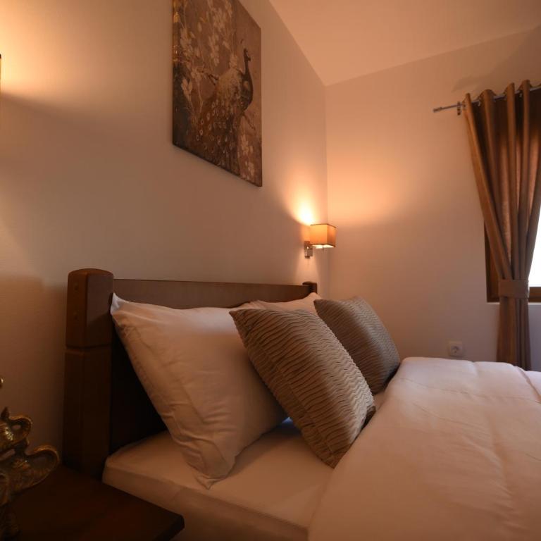 VUKOVIC HOUSE-MOTICKI GAJ - Three-Bedroom Villa - 15