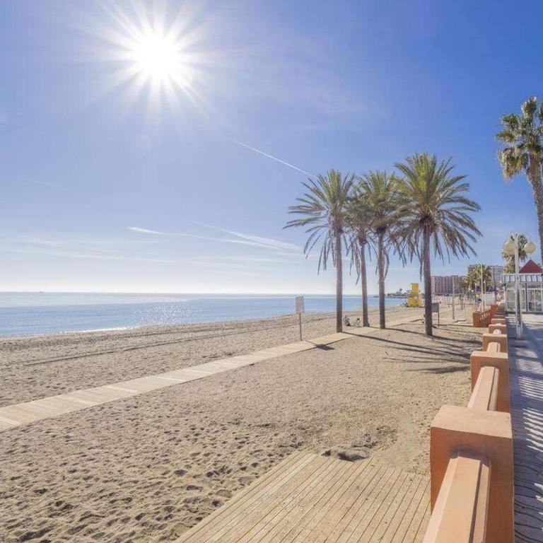 EL ESTUDIO DE LA PLAYA BENALBEACH Vistas al Mar - Apartamento Estudio con vistas al mar - 45