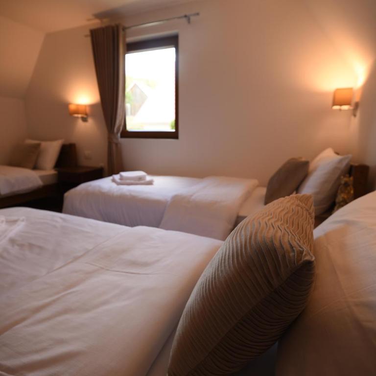VUKOVIC HOUSE-MOTICKI GAJ - Three-Bedroom Villa - 17