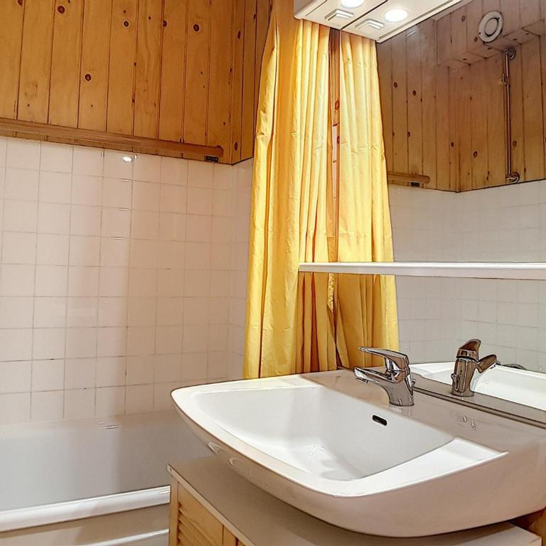 Appartement lumineux 2 Pièces - 5 pers - Balcon sud - FR-1-344-1016 - Apartamento - 10