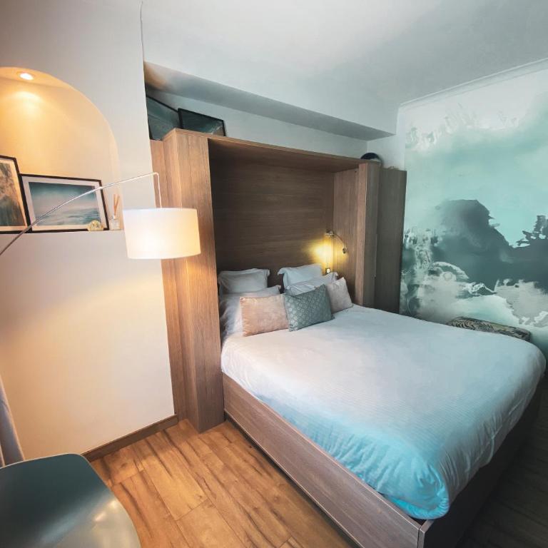 Best Western Plus La Corniche - Chambre Queen Classique - Non-Fumeurs - 5