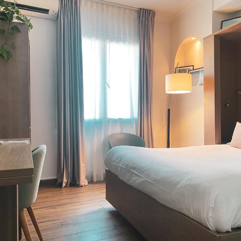 Best Western Plus La Corniche - Chambre Queen Classique - Non-Fumeurs - 2