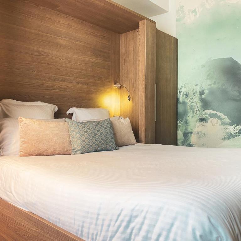 Best Western Plus La Corniche - Chambre Queen Classique - Non-Fumeurs - 1