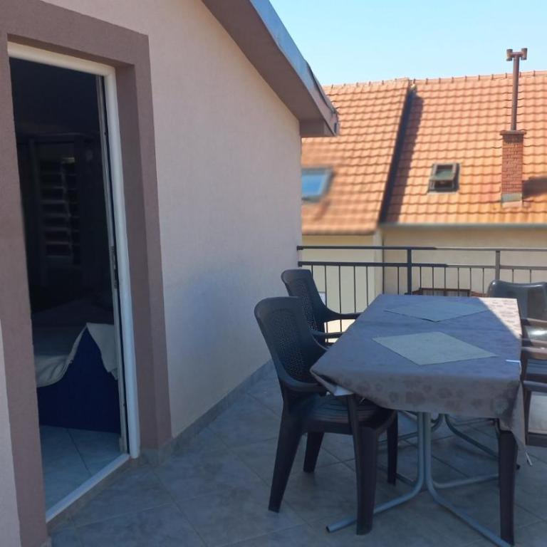 Belane Apartments - Studio - 15